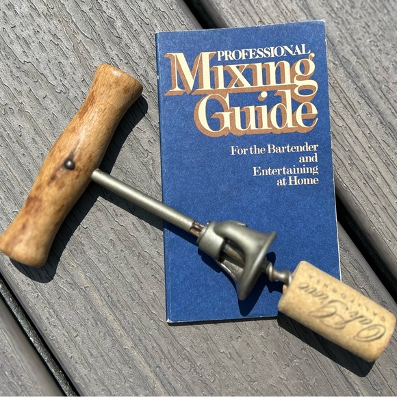 Other - Wooden Retro Wooden Handle Corkscrew & Mixing Guide